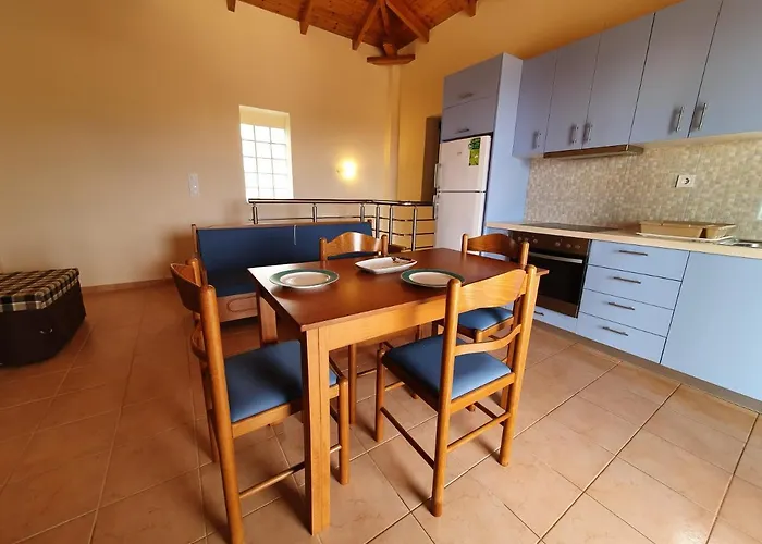 Apartament Lefktro 1 *
